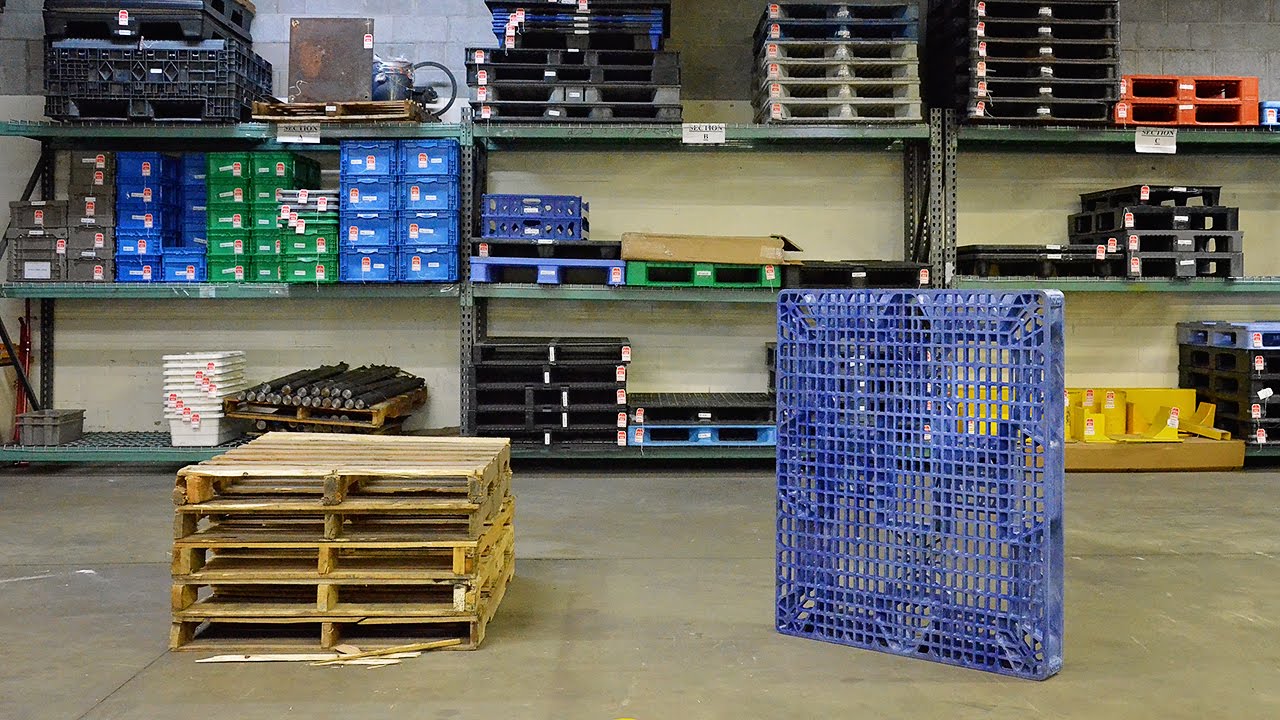 Vì sao nên sử dụng Pallet nhựa thay Pallet gỗ?